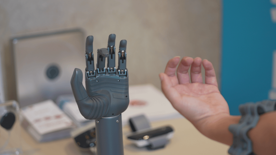 黑科技”破解无障碍难题pg电子中国深圳以“